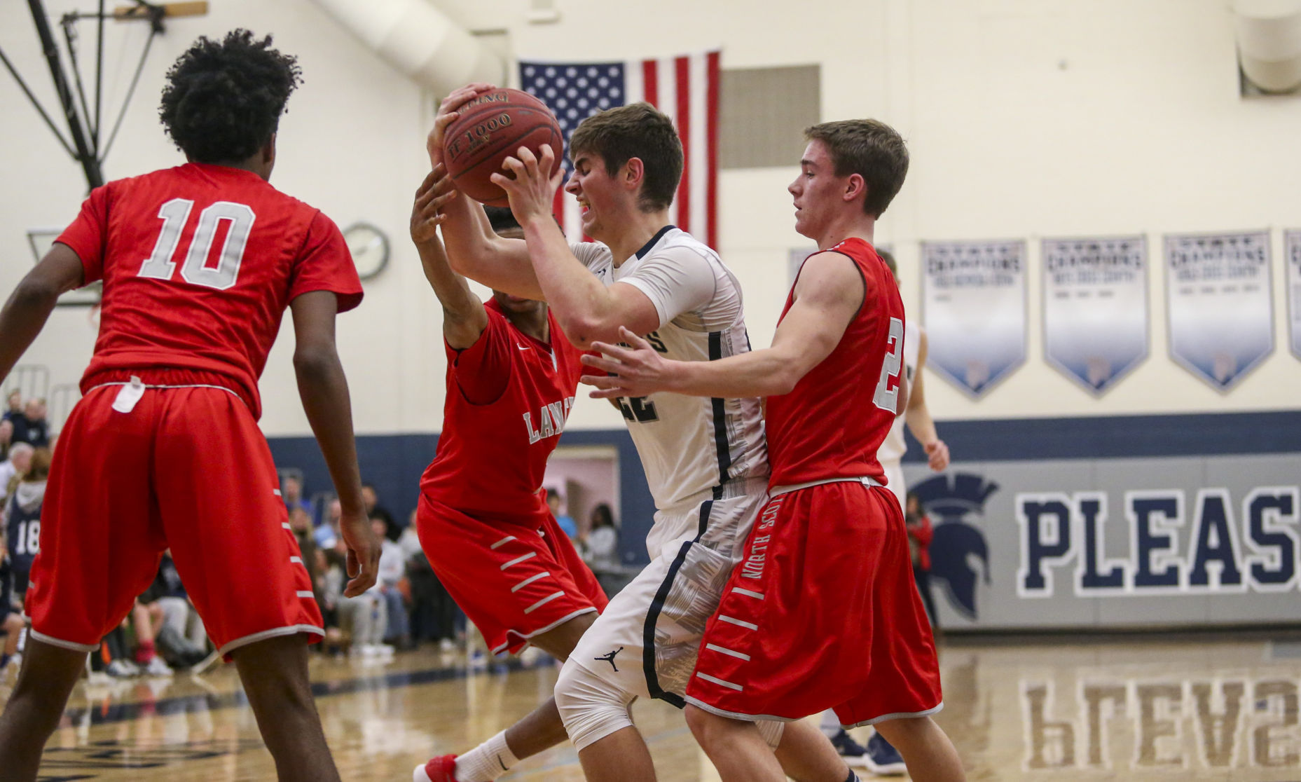 012618-NORTH-SCOTT-PLEASANT-VALLEY-BASKETBALL-025